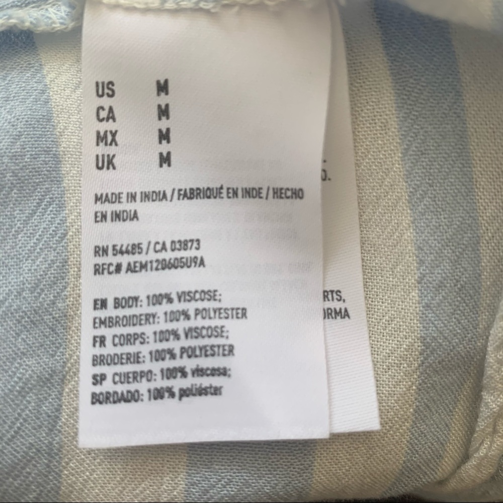AEO off shoulder eyelet scallop ruffle blue stripe - Picture 15 of 15